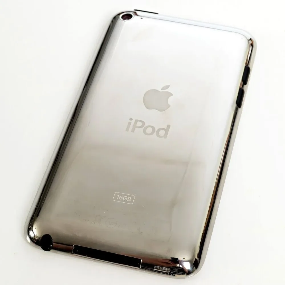 iPod Touch 4th Gen 16 GB White - Incredibly Good Condition on Back - @LOOK@ - Picture 6 of 6